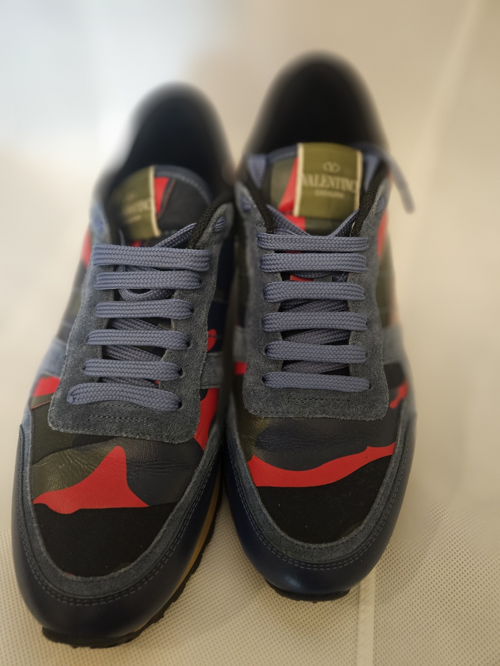 Valentino Men’s Navy & Red Camouflage Low-Top Sneakers